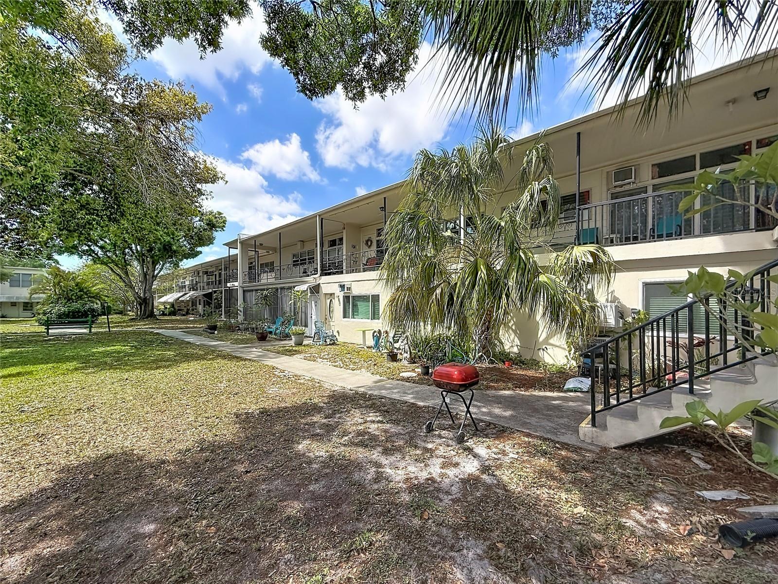 Image 19 of 30 For 4051 58th Street N 239c