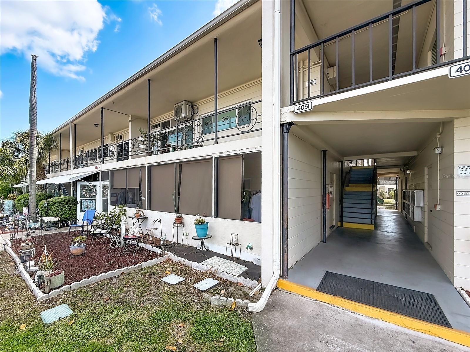 Image 21 of 30 For 4051 58th Street N 239c