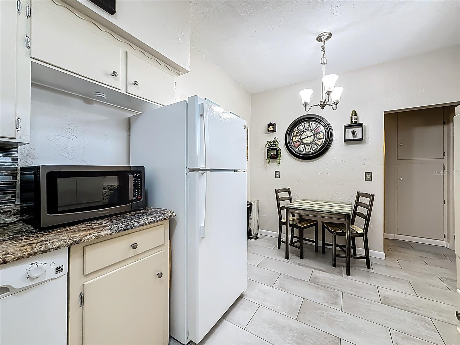 Image 9 of 30 For 4051 58th Street N 239c