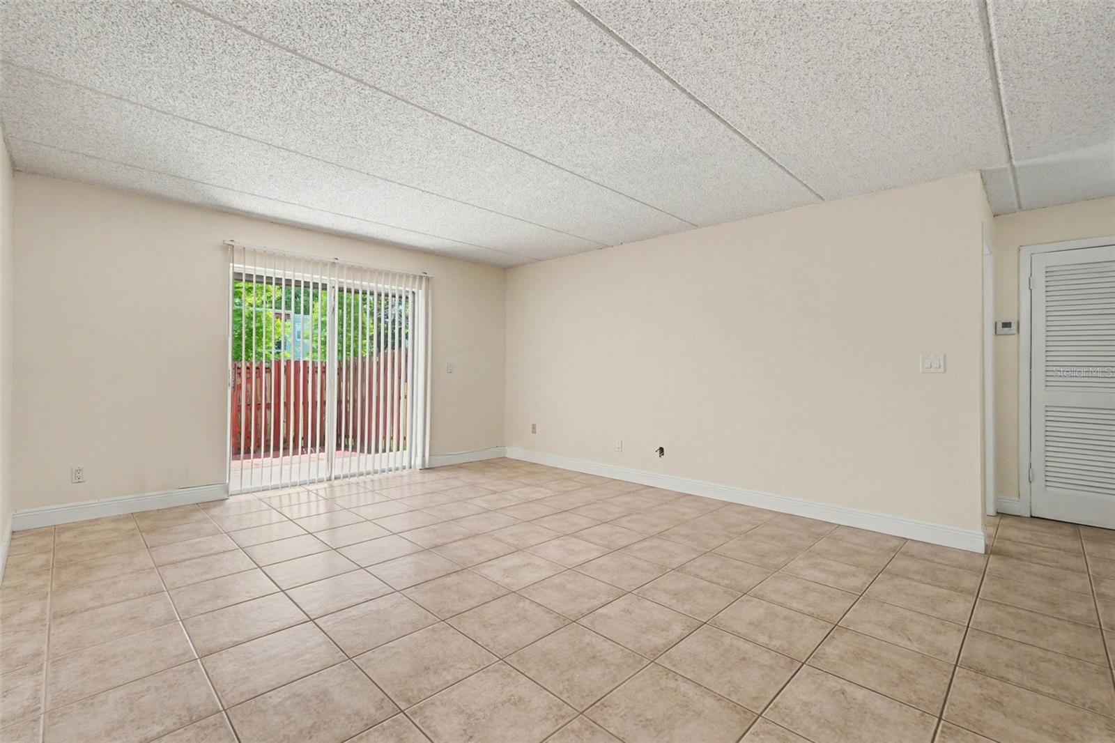 Image 11 of 30 For 2845 Somerset Park Drive 101
