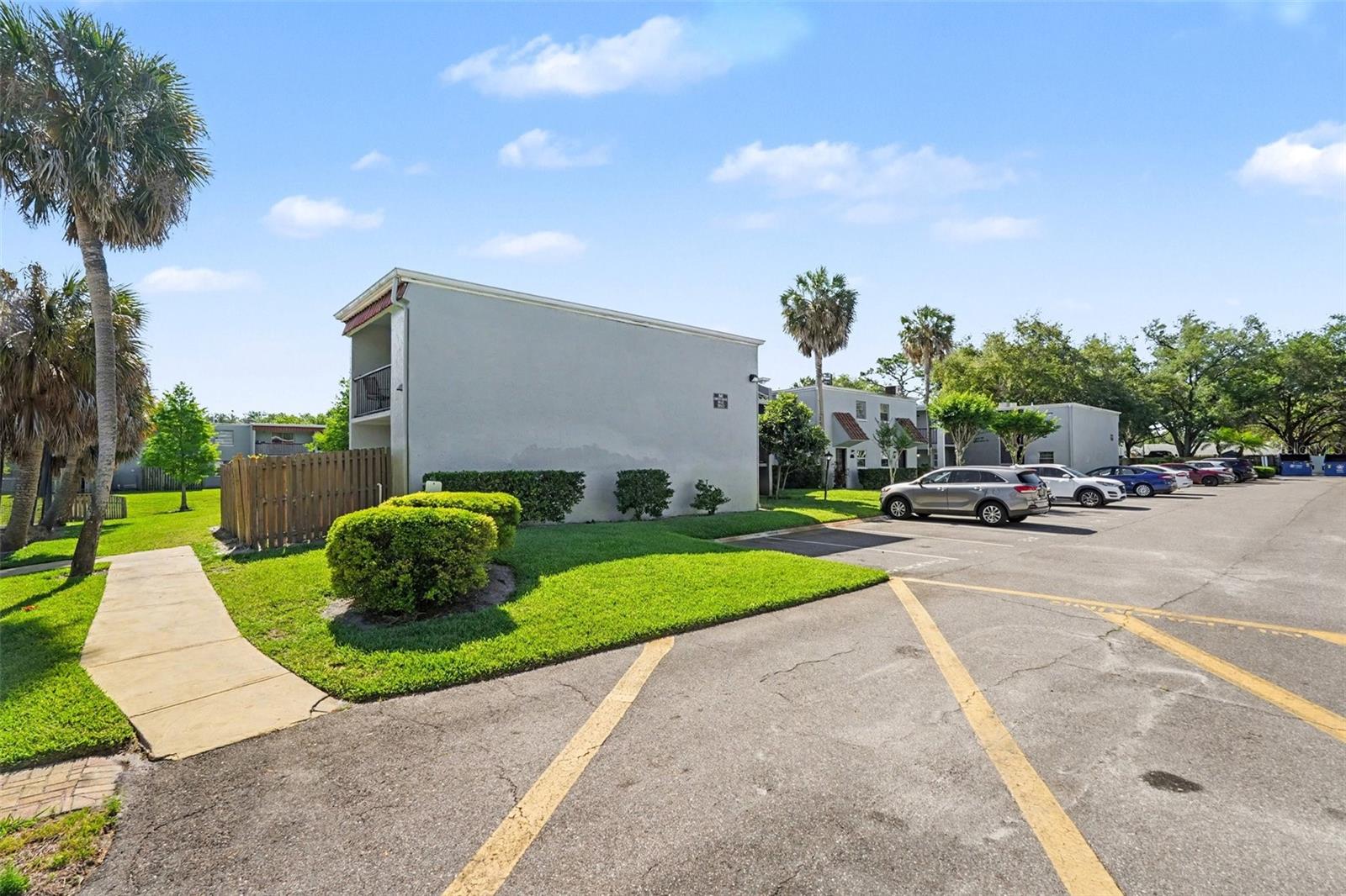 Image 21 of 30 For 2845 Somerset Park Drive 101