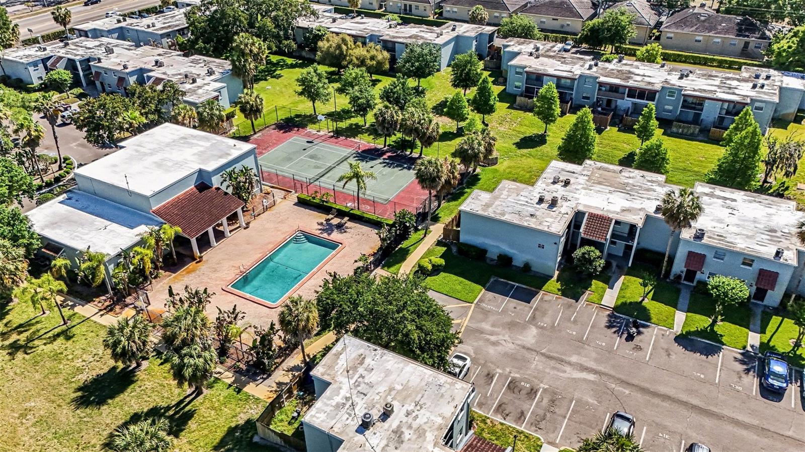 Image 28 of 30 For 2845 Somerset Park Drive 101