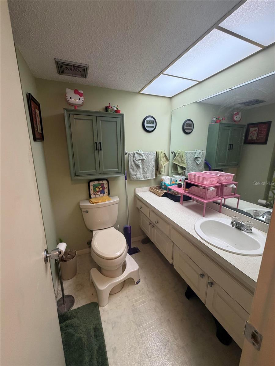 Image 19 of 43 For 225 Country Club Drive C330