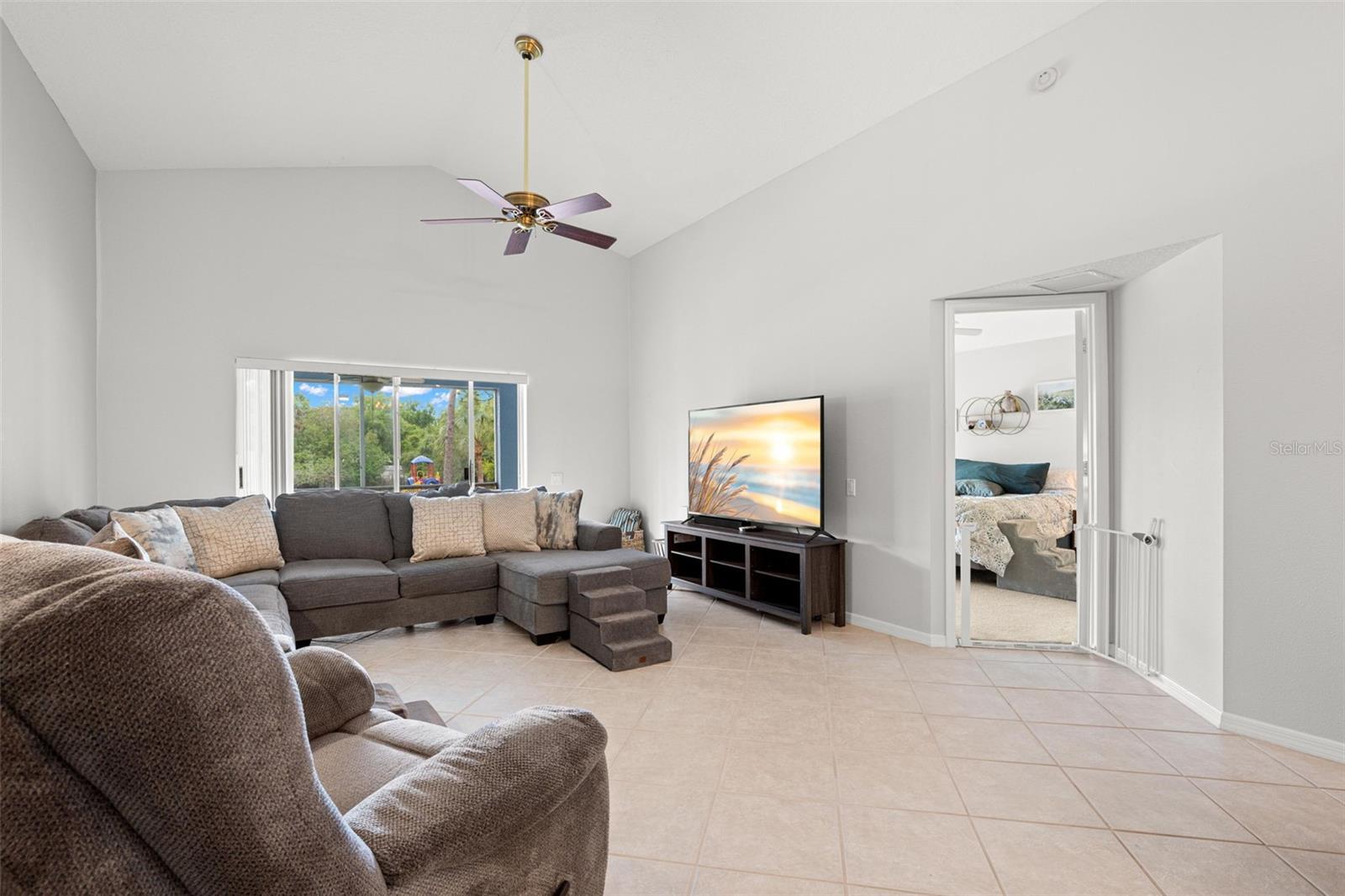 Image 13 of 38 For 1620 Navigator Lane