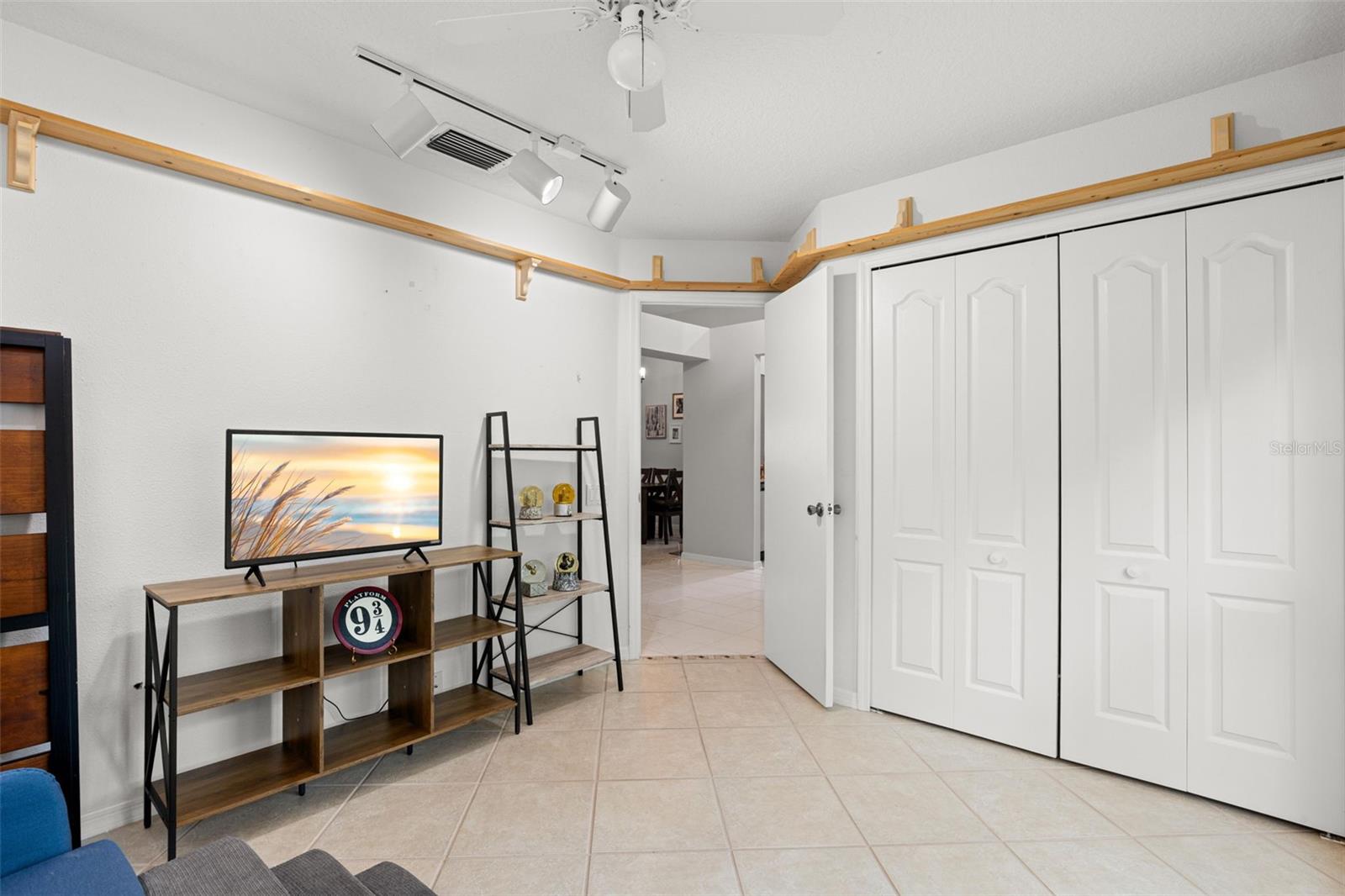 Image 37 of 38 For 1620 Navigator Lane