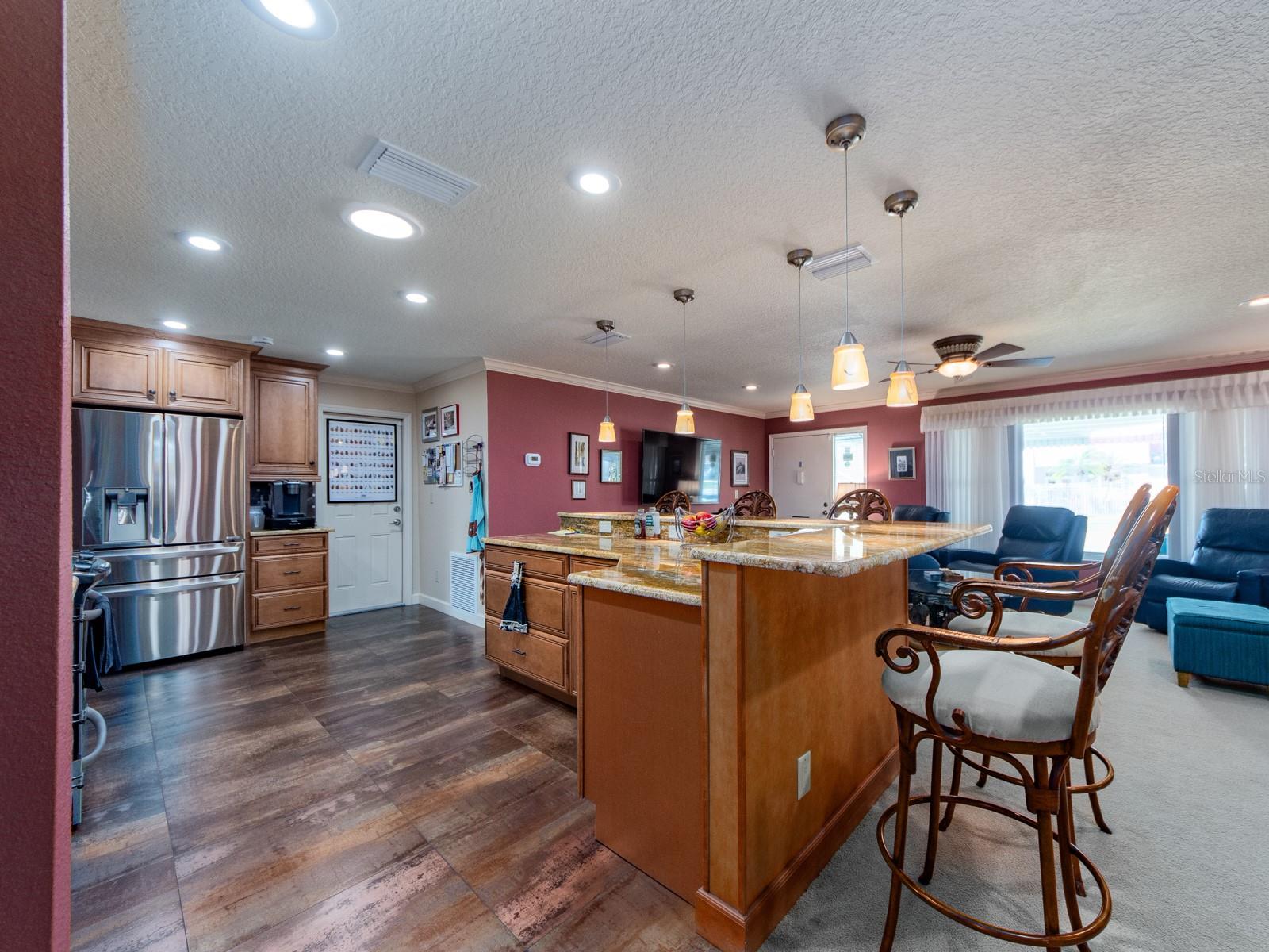 Image 11 of 43 For 9227 143rd Street