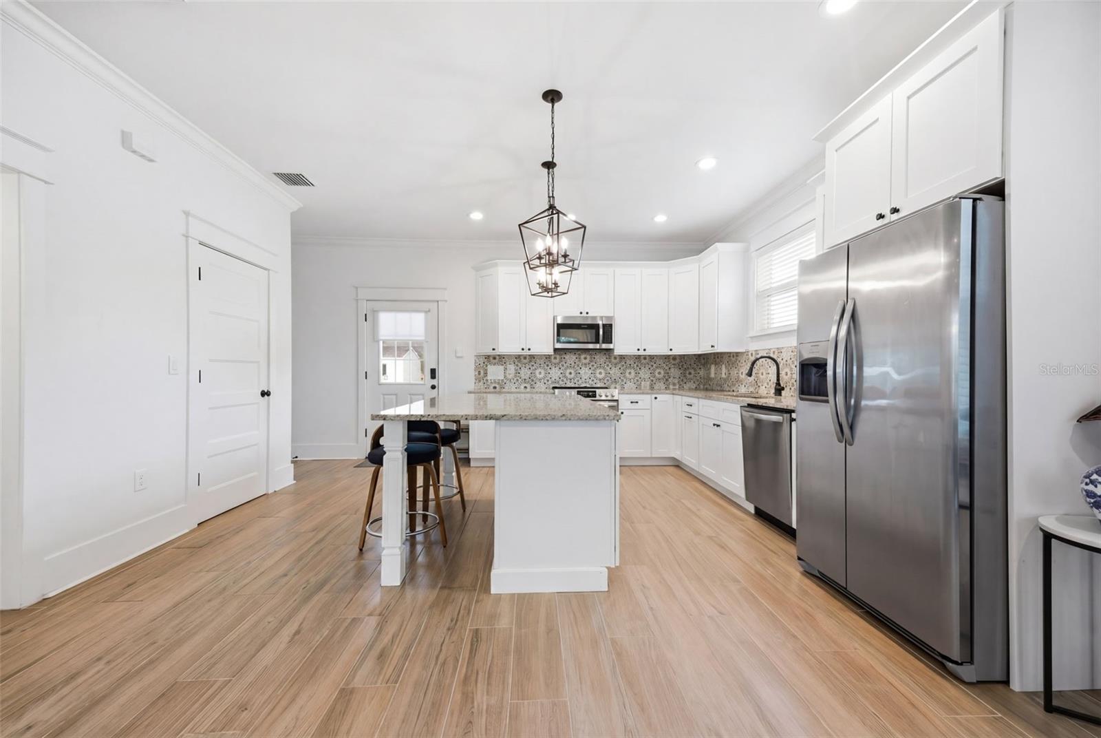 Image 16 of 49 For 7112 9th Street