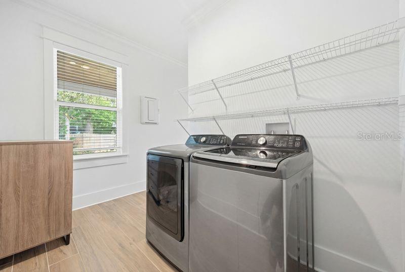 Image 23 of 49 For 7112 9th Street