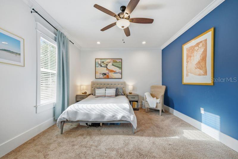 Image 27 of 49 For 7112 9th Street