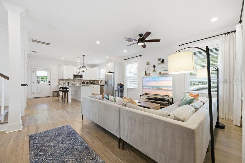 Image 6 of 49 For 7112 9th Street