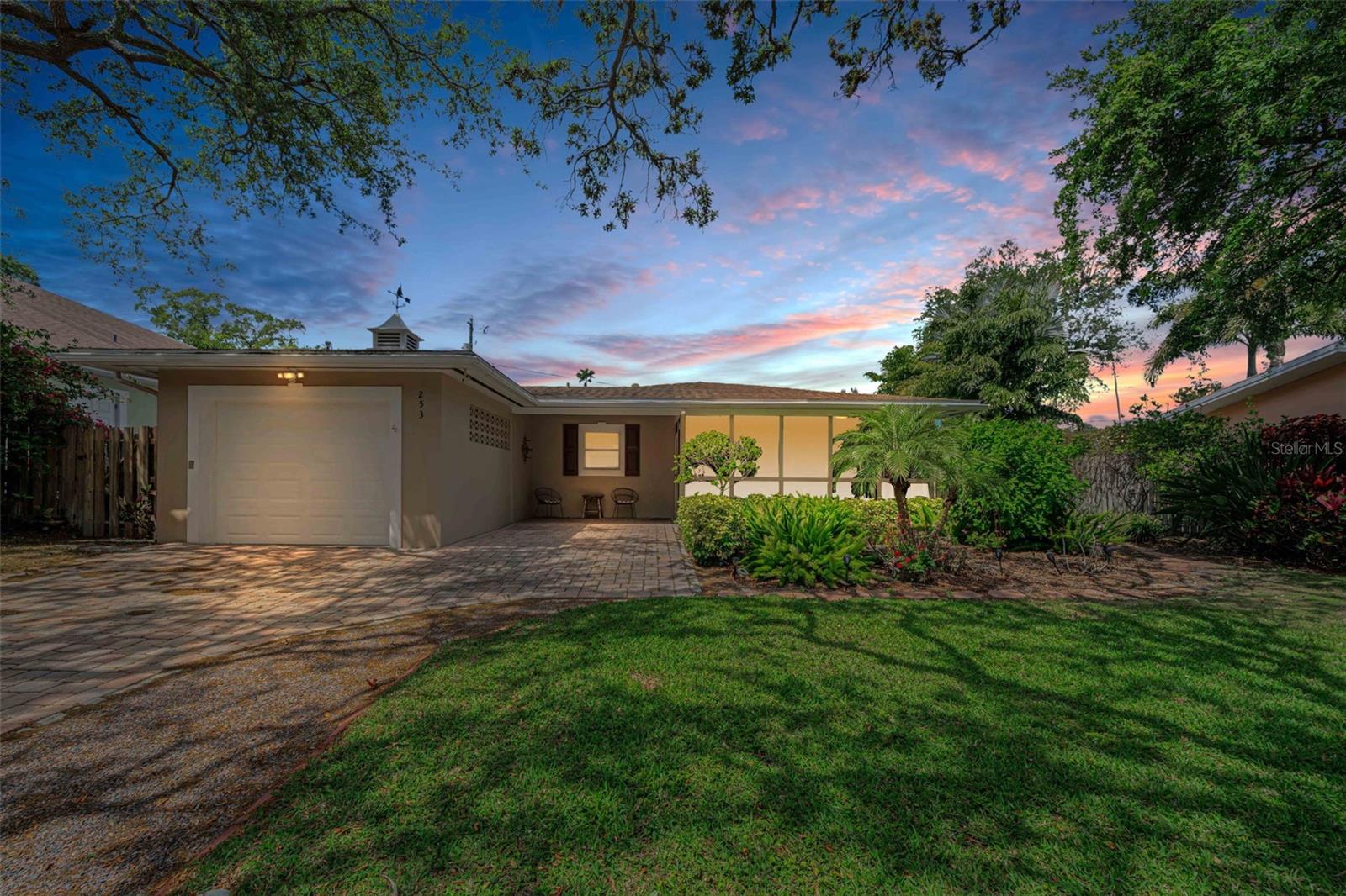 Details for 253 Park Circle S, DUNEDIN, FL 34698