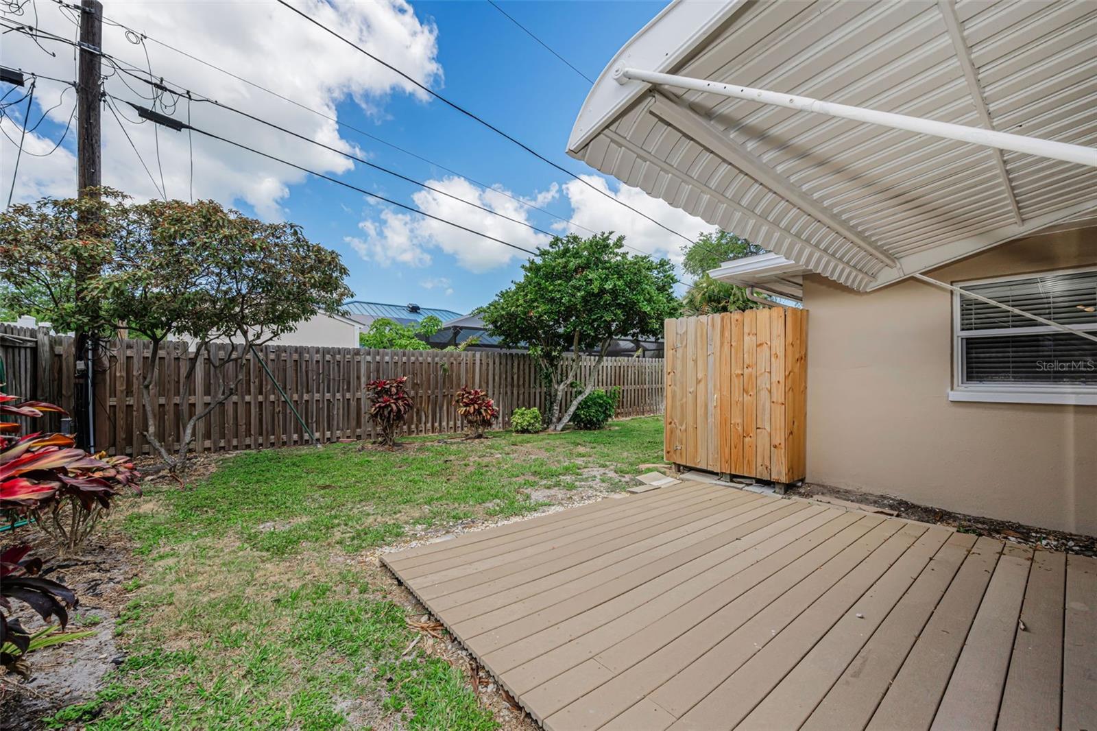 Image 31 of 70 For 253 Park Circle S