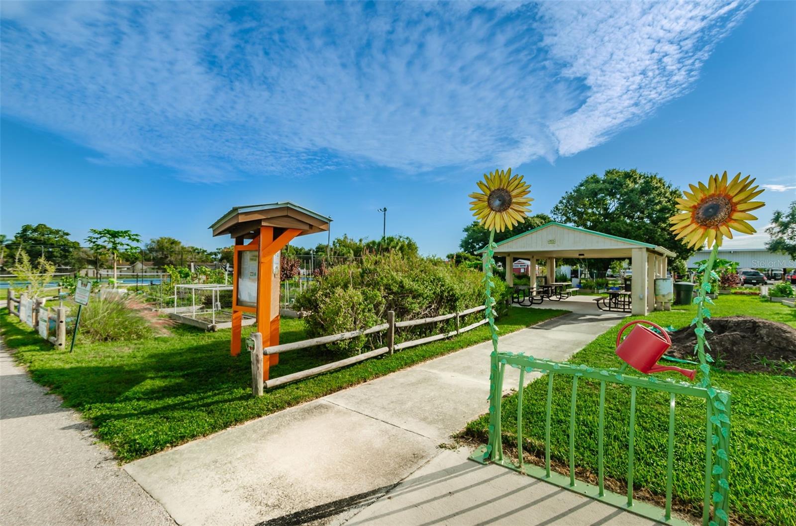 Image 67 of 70 For 253 Park Circle S