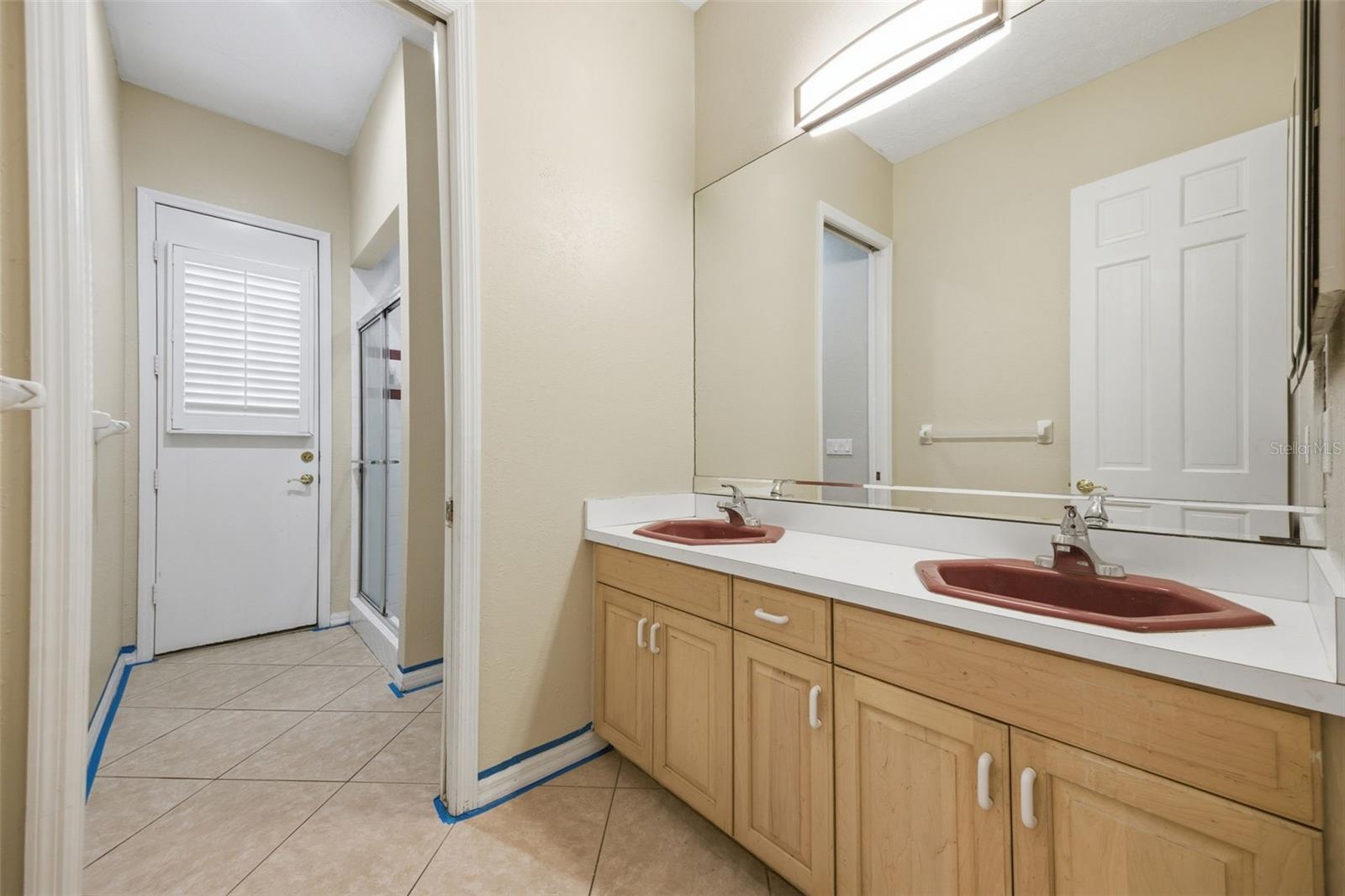 Image 31 of 53 For 18629 Avenue Capri