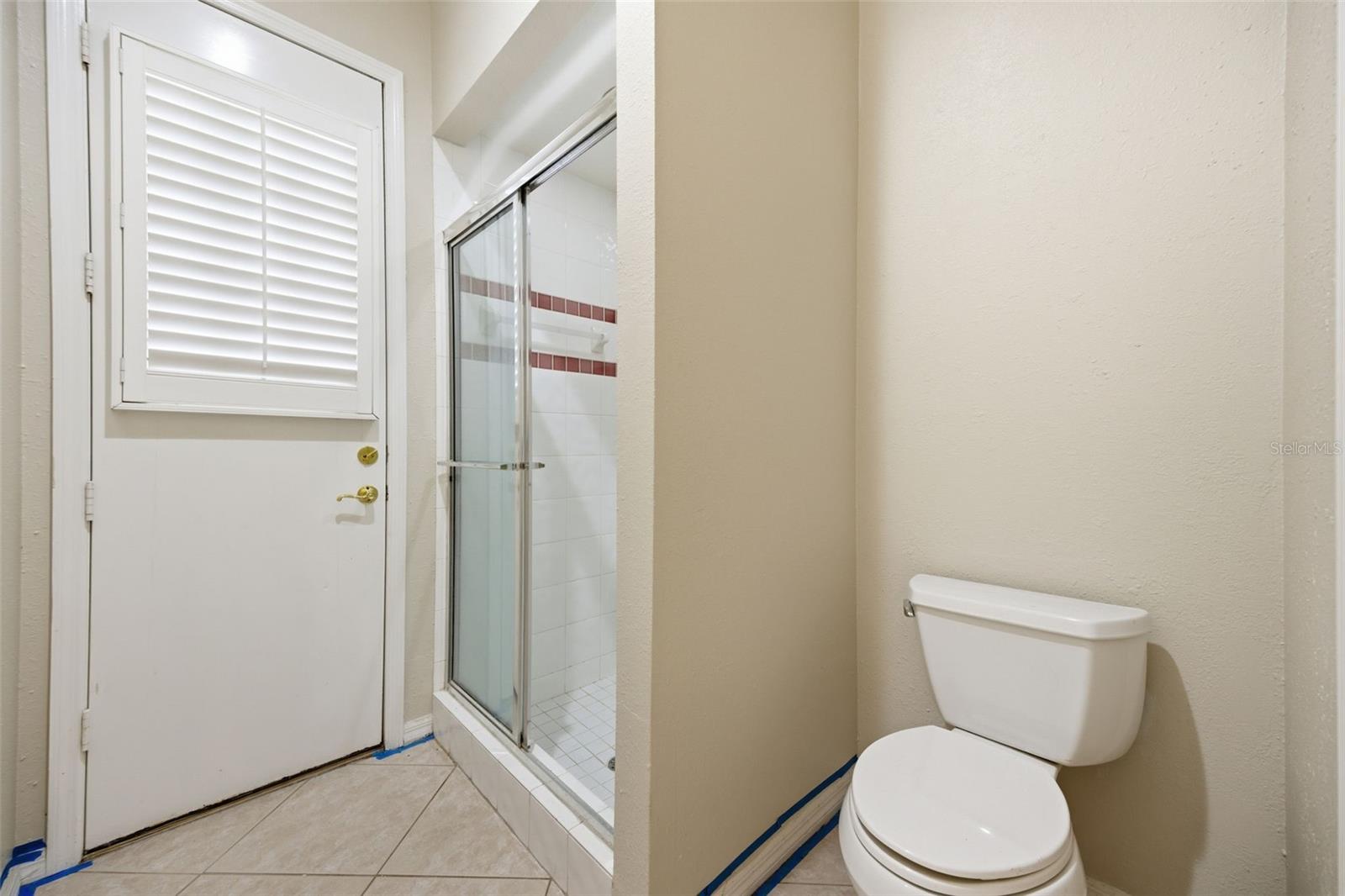 Image 32 of 53 For 18629 Avenue Capri