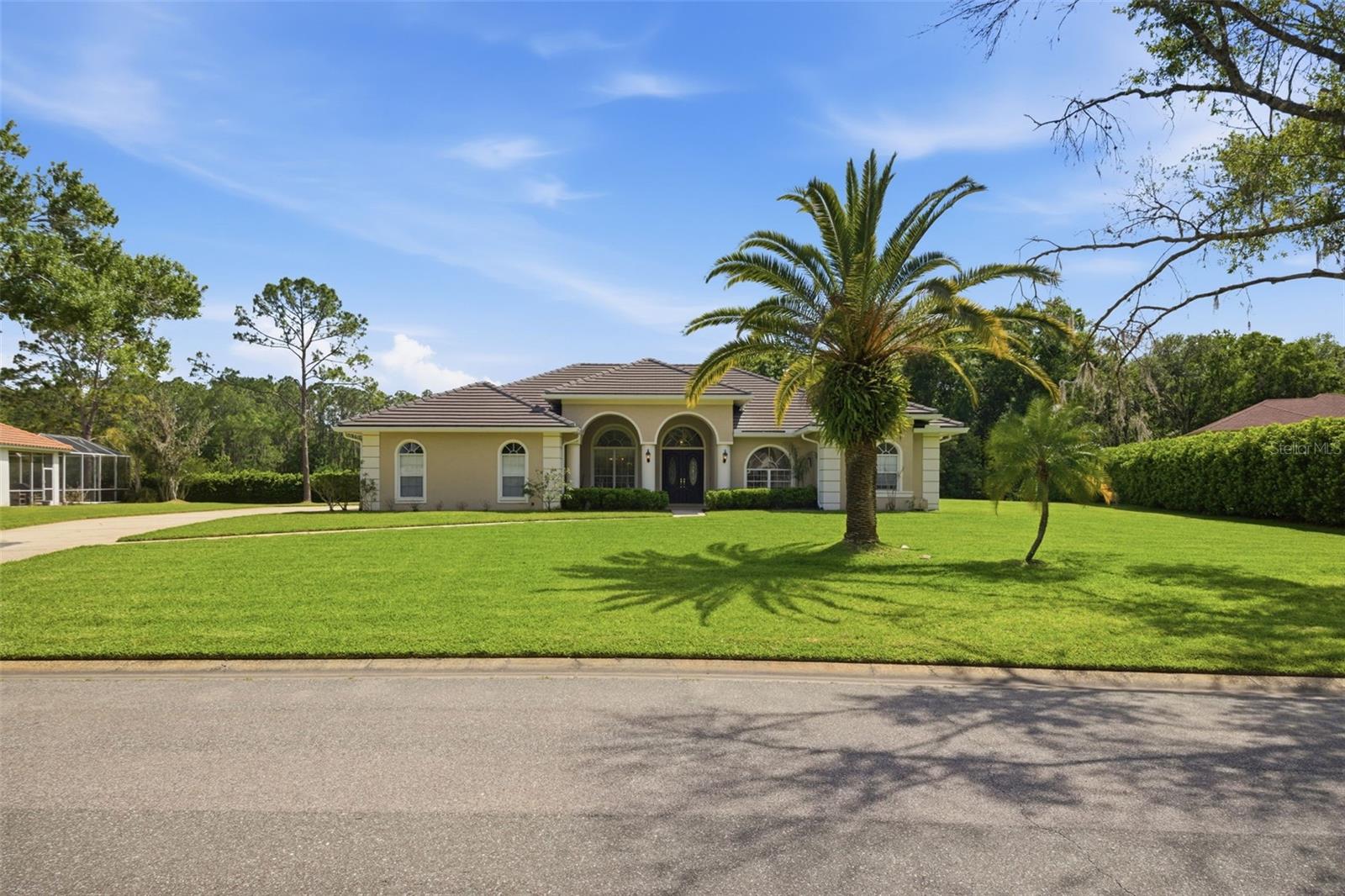 Image 33 of 53 For 18629 Avenue Capri