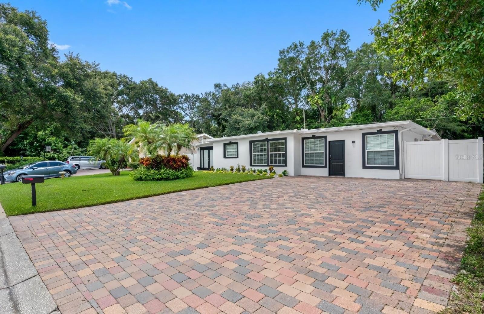 Image 3 of 50 For 4501 Jamaica Street