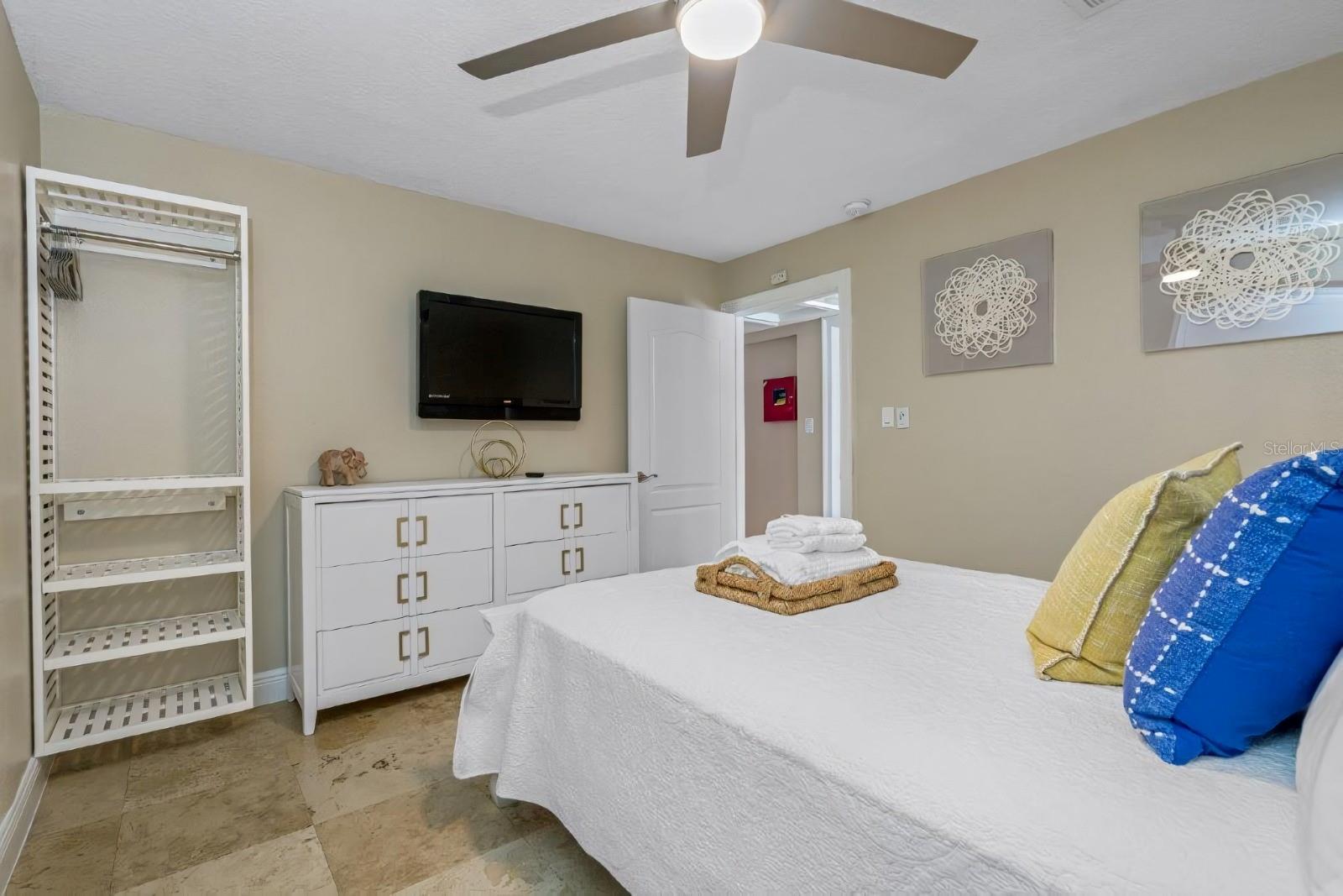 Image 31 of 50 For 4501 Jamaica Street