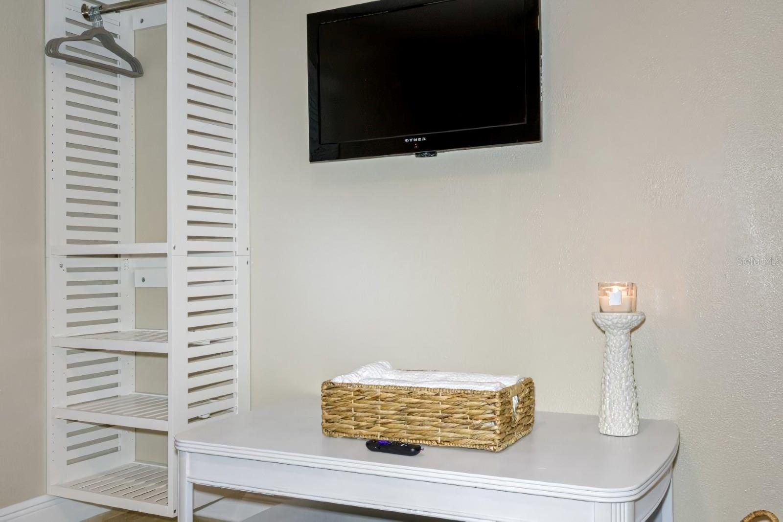 Image 33 of 50 For 4501 Jamaica Street