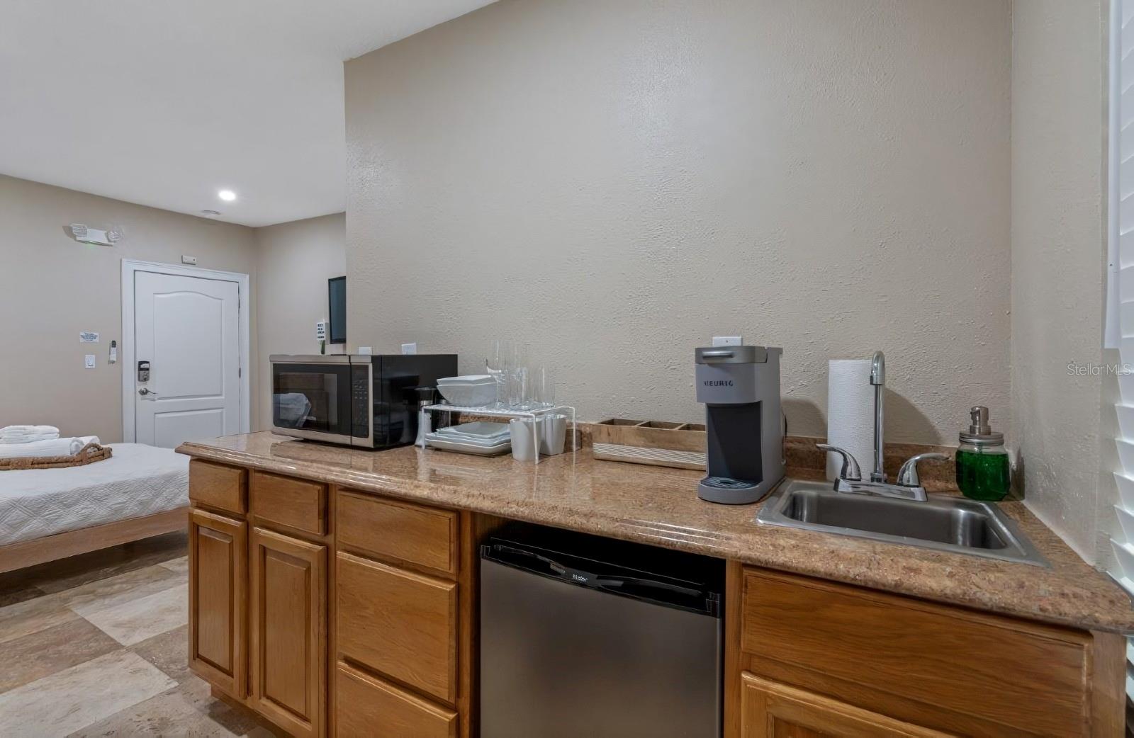 Image 41 of 50 For 4501 Jamaica Street