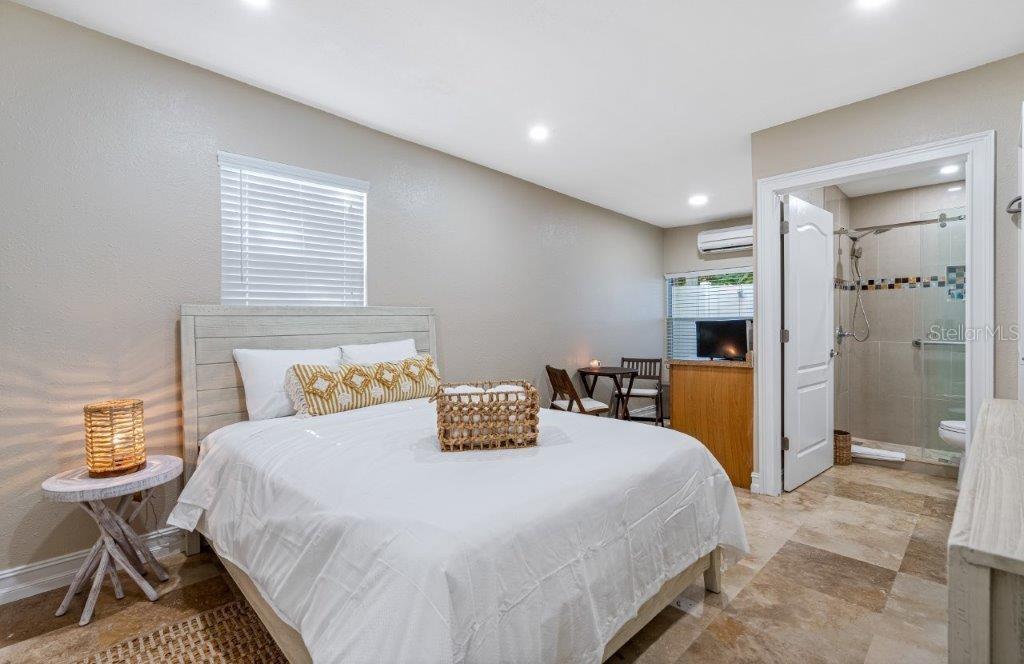 Image 44 of 50 For 4501 Jamaica Street