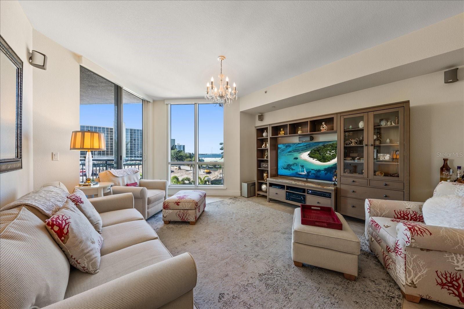 Image 12 of 39 For 331 Cleveland St  #301