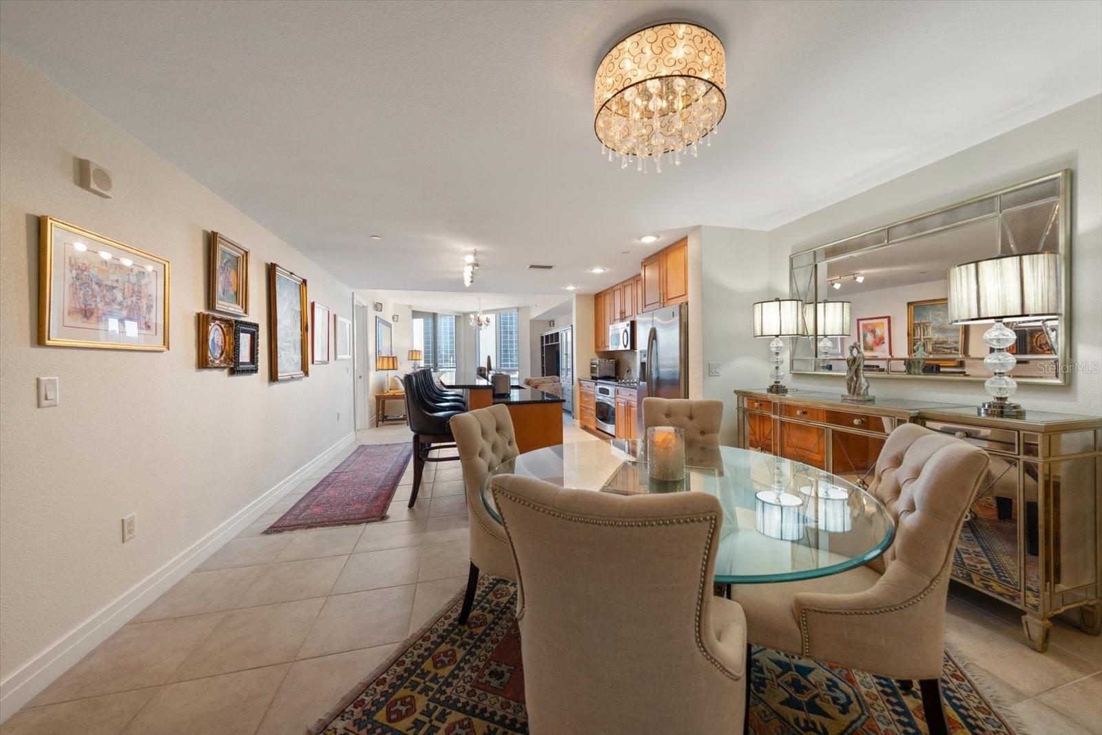 Image 14 of 39 For 331 Cleveland St  #301