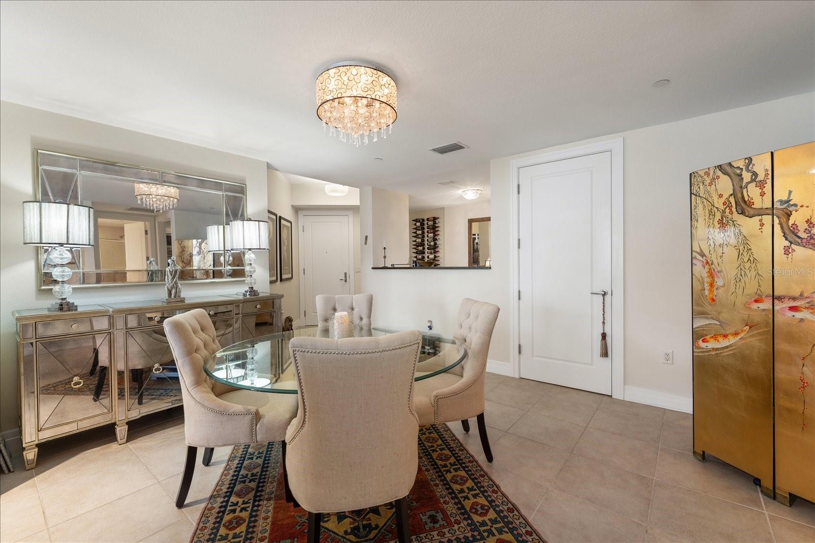 Image 15 of 39 For 331 Cleveland St  #301