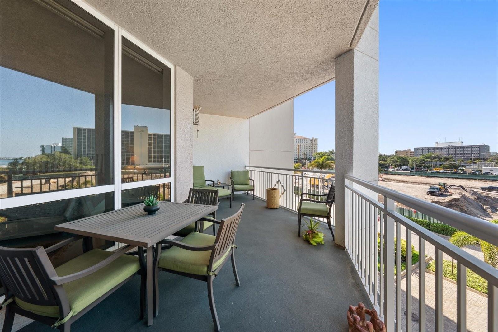 Image 28 of 39 For 331 Cleveland St  #301