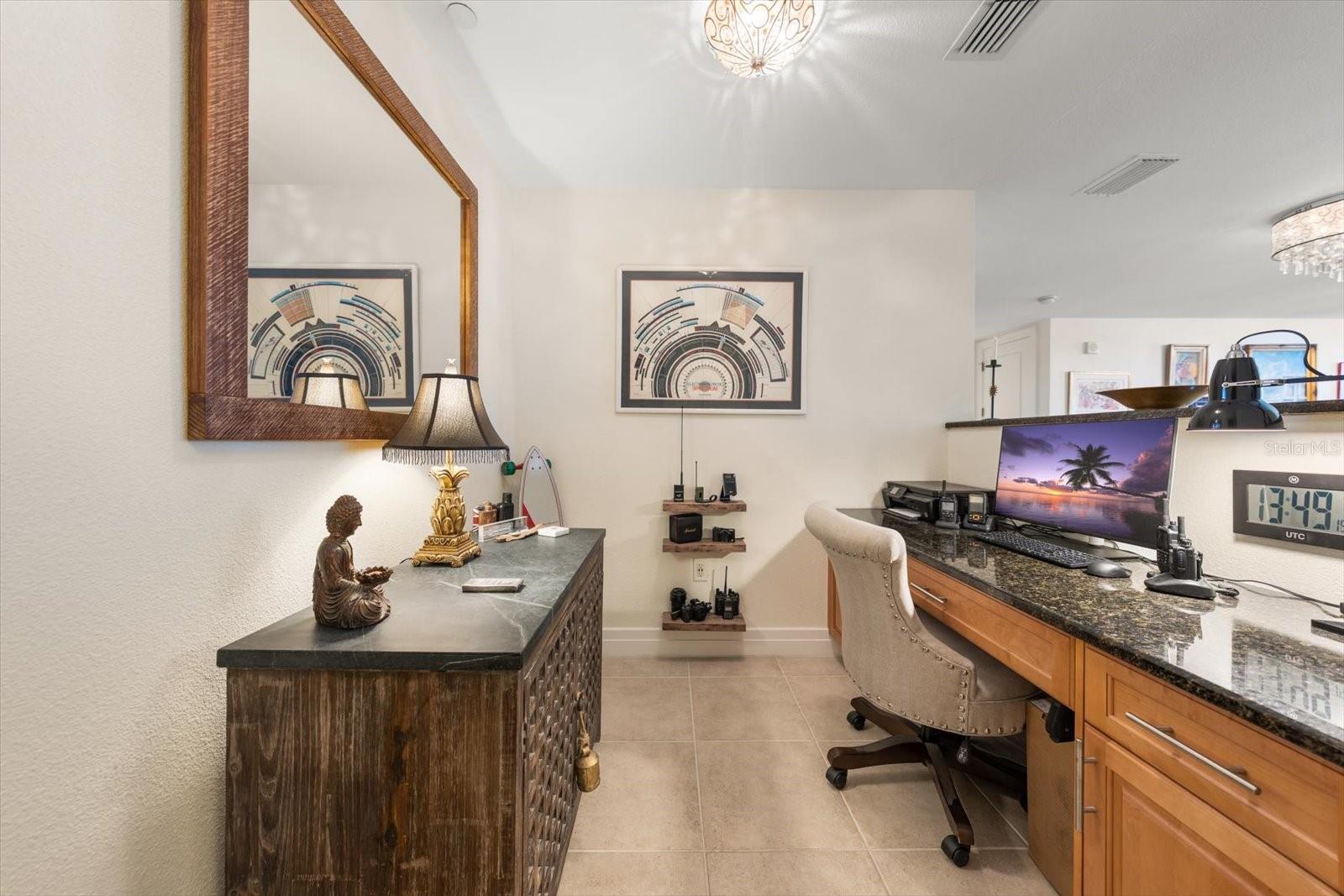 Image 5 of 39 For 331 Cleveland St  #301