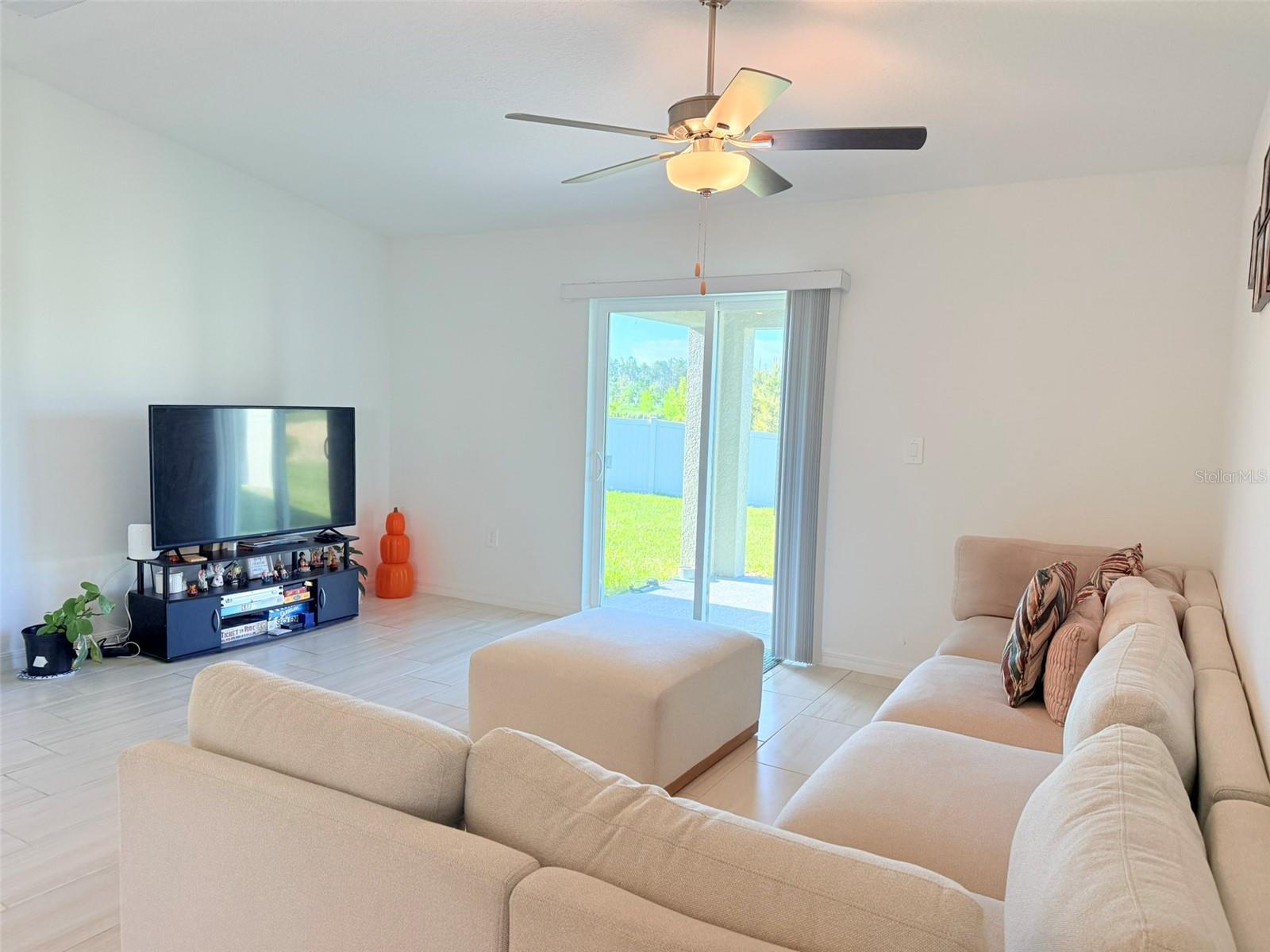 Image 13 of 73 For 35080 Brackett Bend