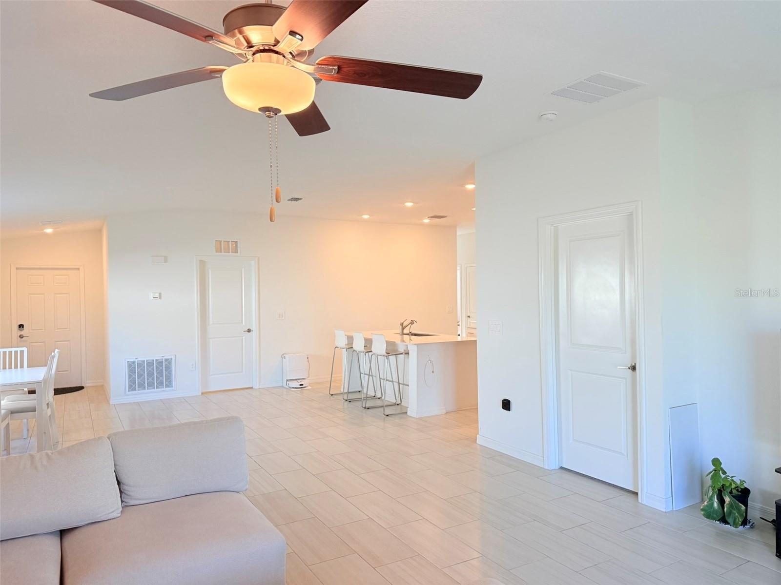 Image 17 of 73 For 35080 Brackett Bend