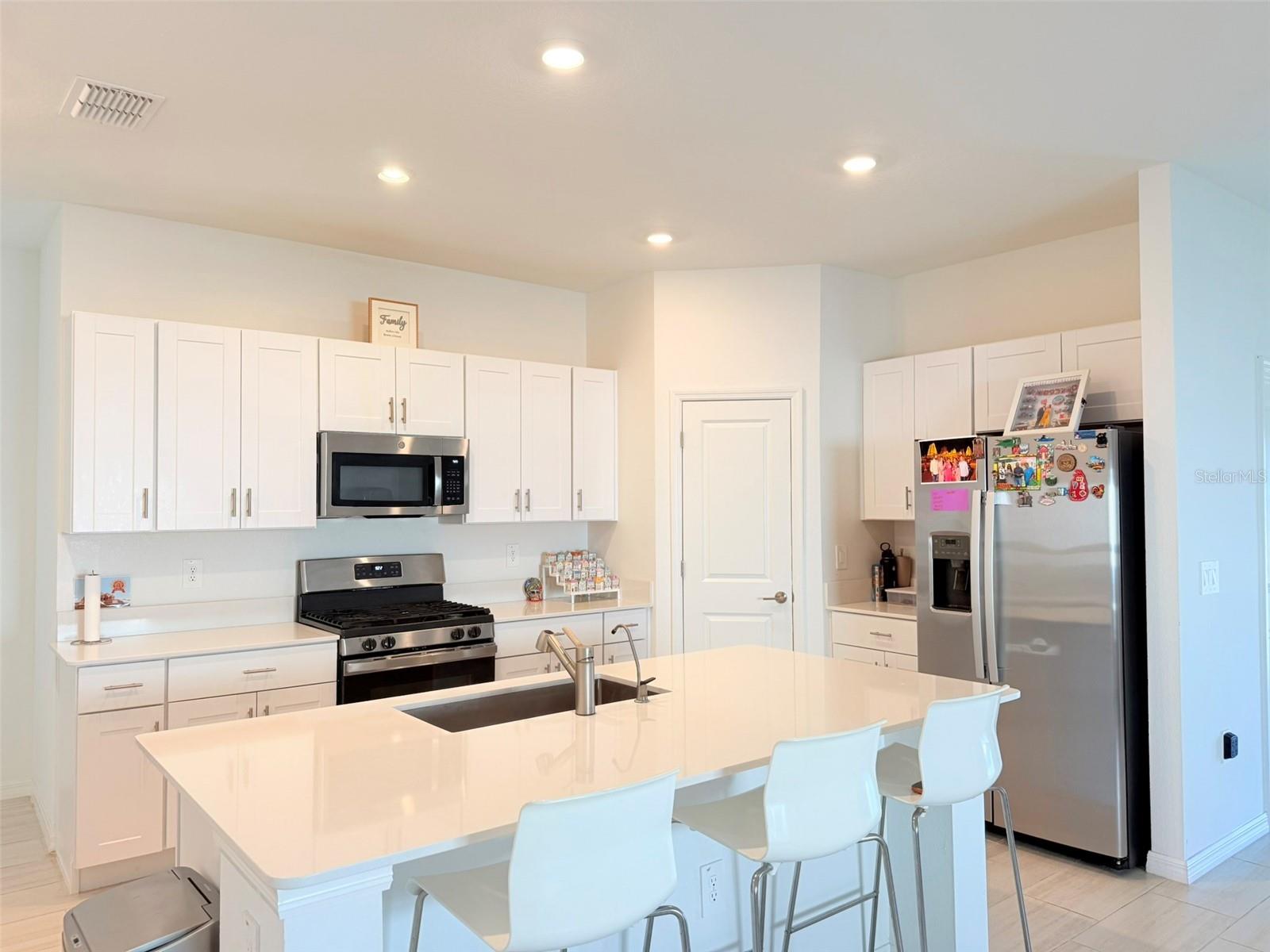 Image 23 of 73 For 35080 Brackett Bend