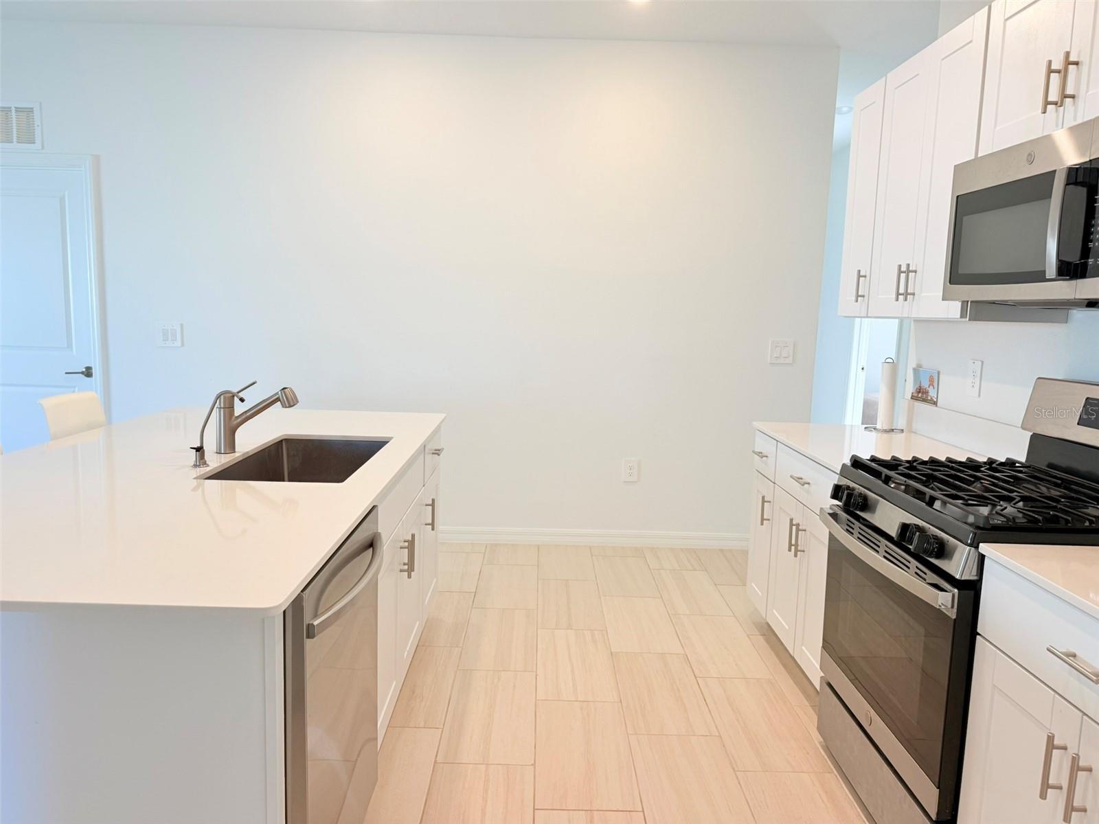 Image 26 of 73 For 35080 Brackett Bend