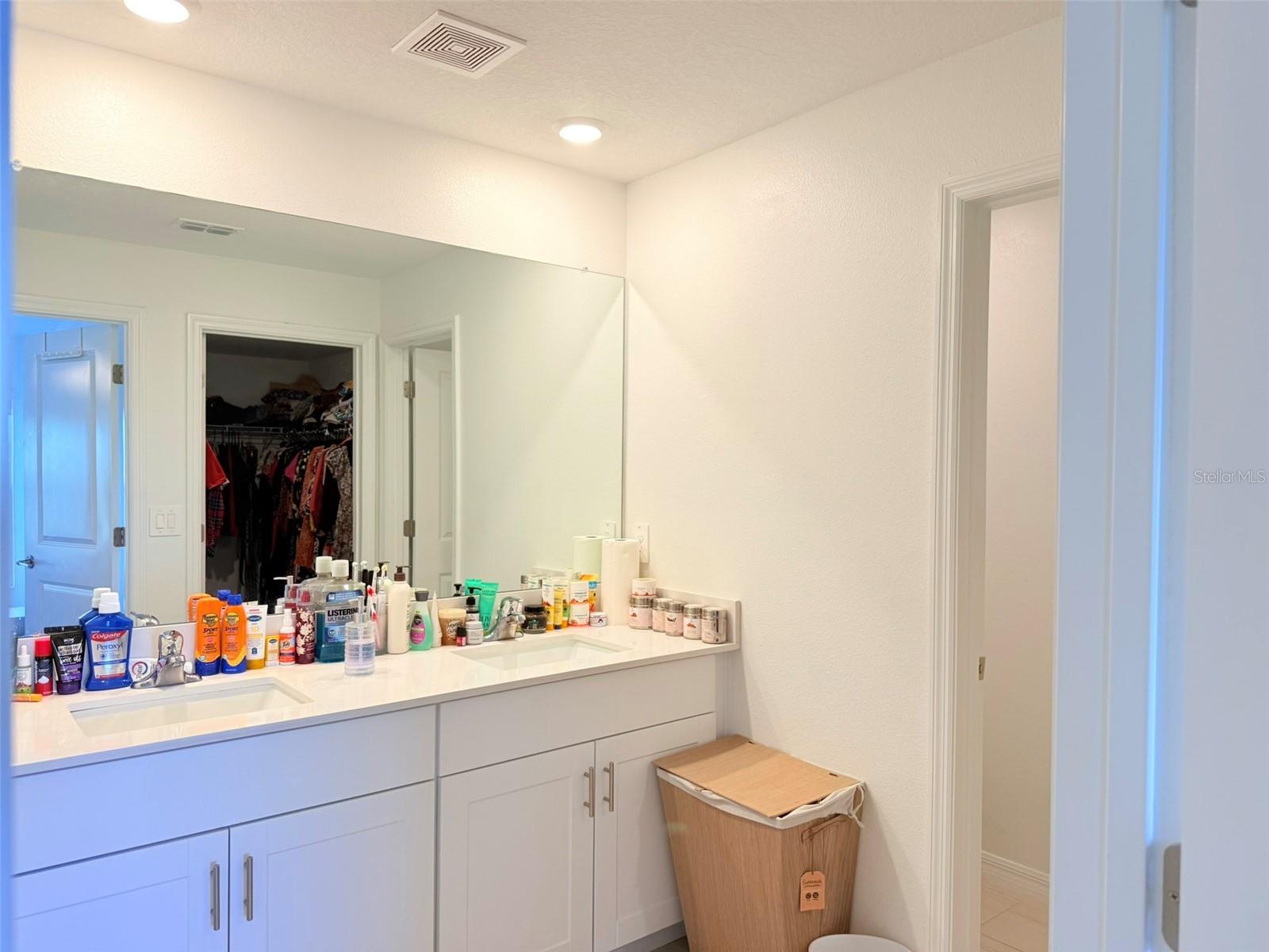 Image 33 of 73 For 35080 Brackett Bend