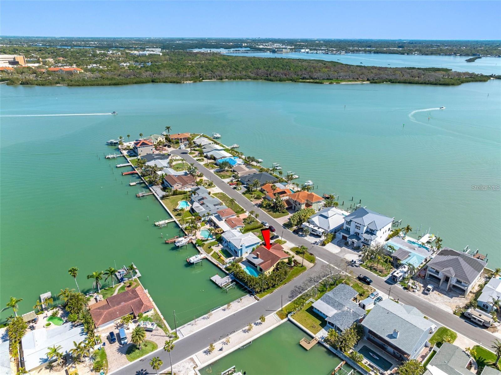 Image 4 of 51 For 562 Johns Pass Avenue