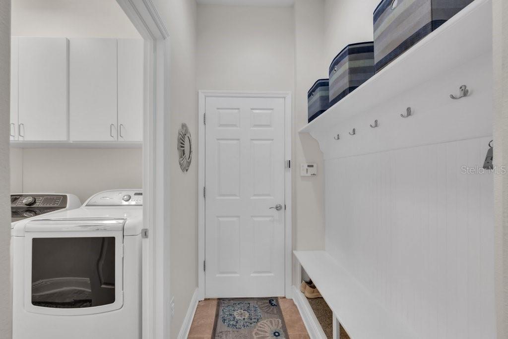 Listing photo id 23 for 1221 Cadence Court