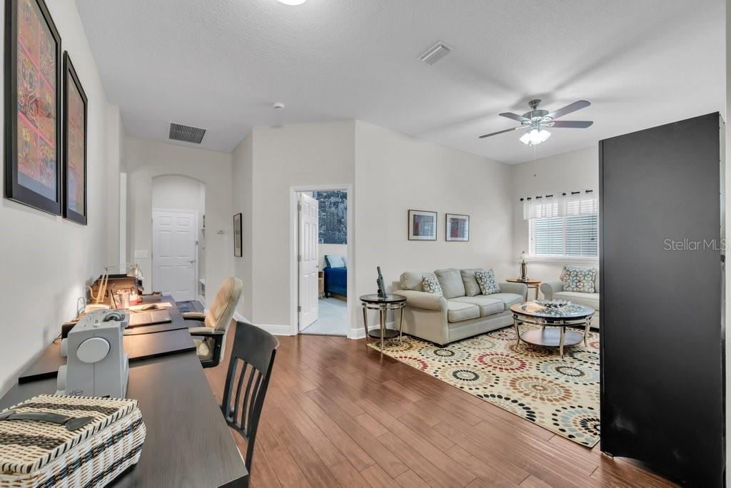 Listing photo id 28 for 1221 Cadence Court