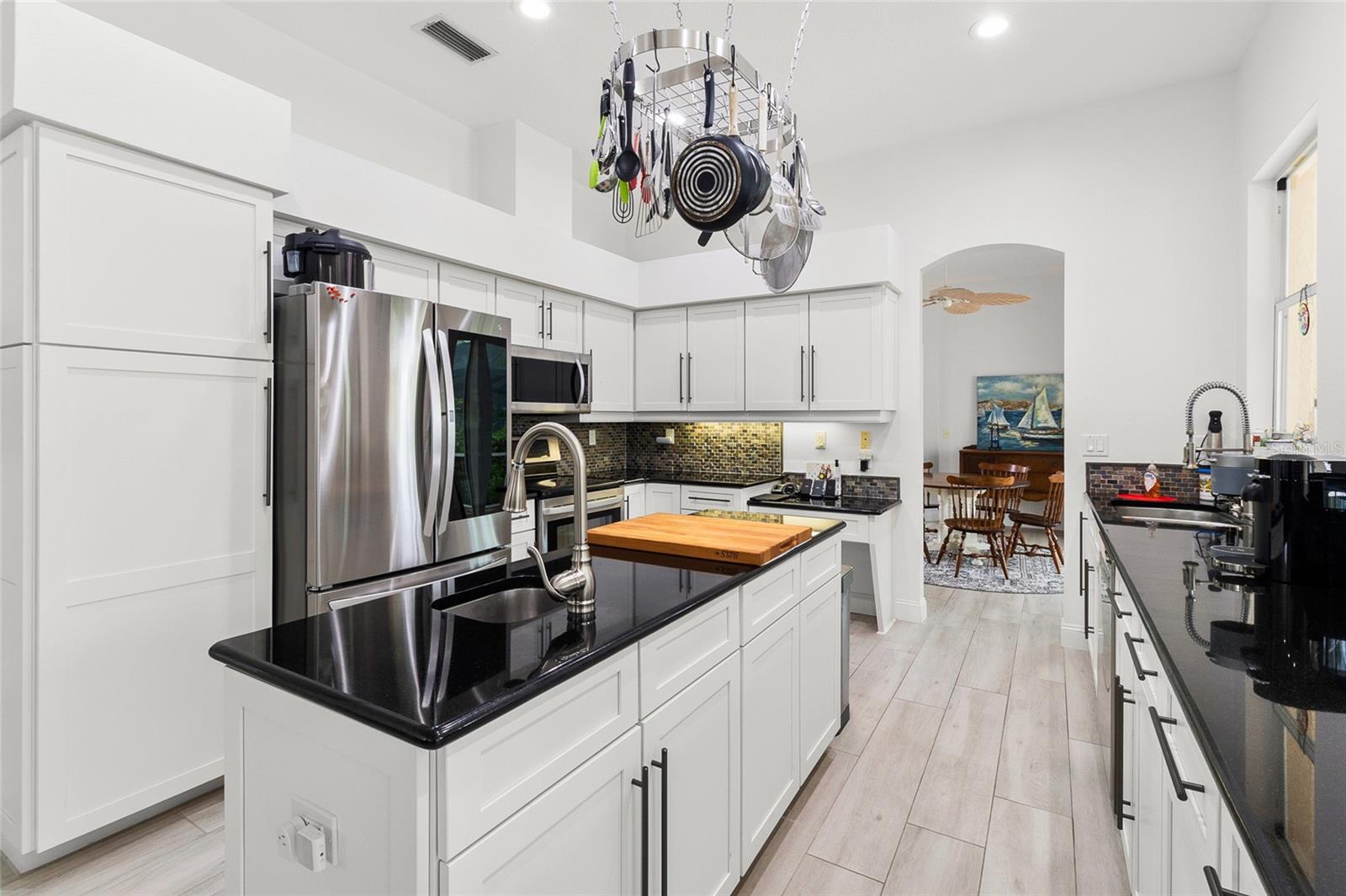 Image 18 of 59 For 4815 Queen Palm Terrace Ne