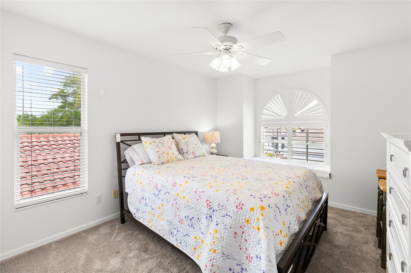 Image 37 of 59 For 4815 Queen Palm Terrace Ne