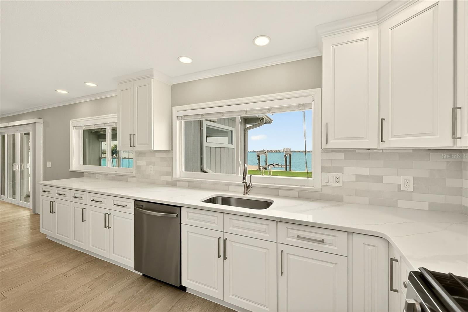 Image 15 of 49 For 5434 Oakhurst Drive