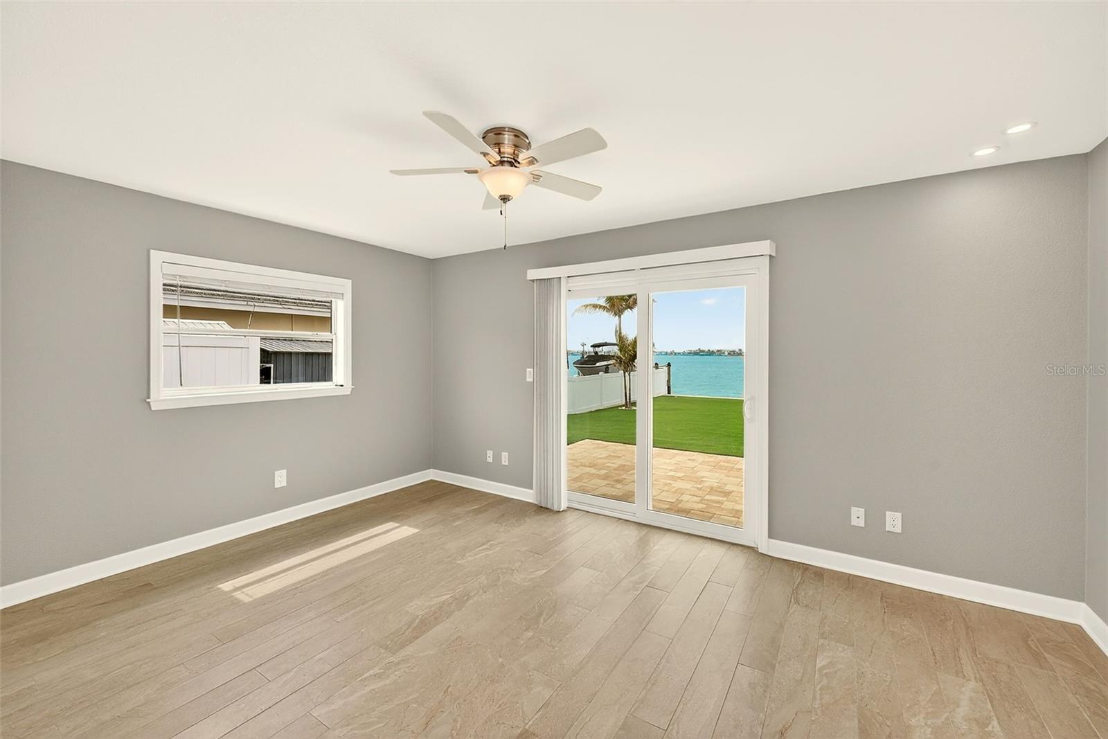 Image 18 of 49 For 5434 Oakhurst Drive