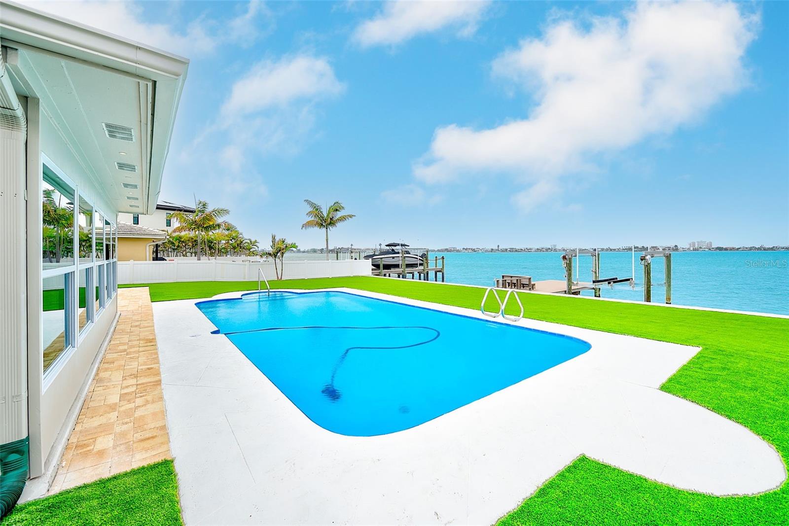 Image 2 of 49 For 5434 Oakhurst Drive