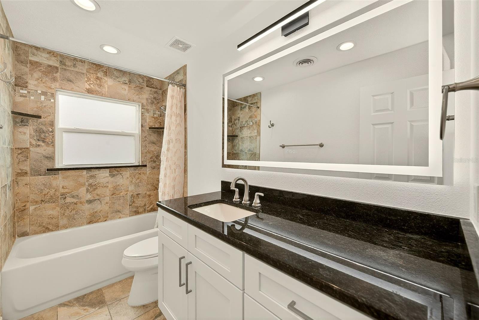 Image 26 of 49 For 5434 Oakhurst Drive