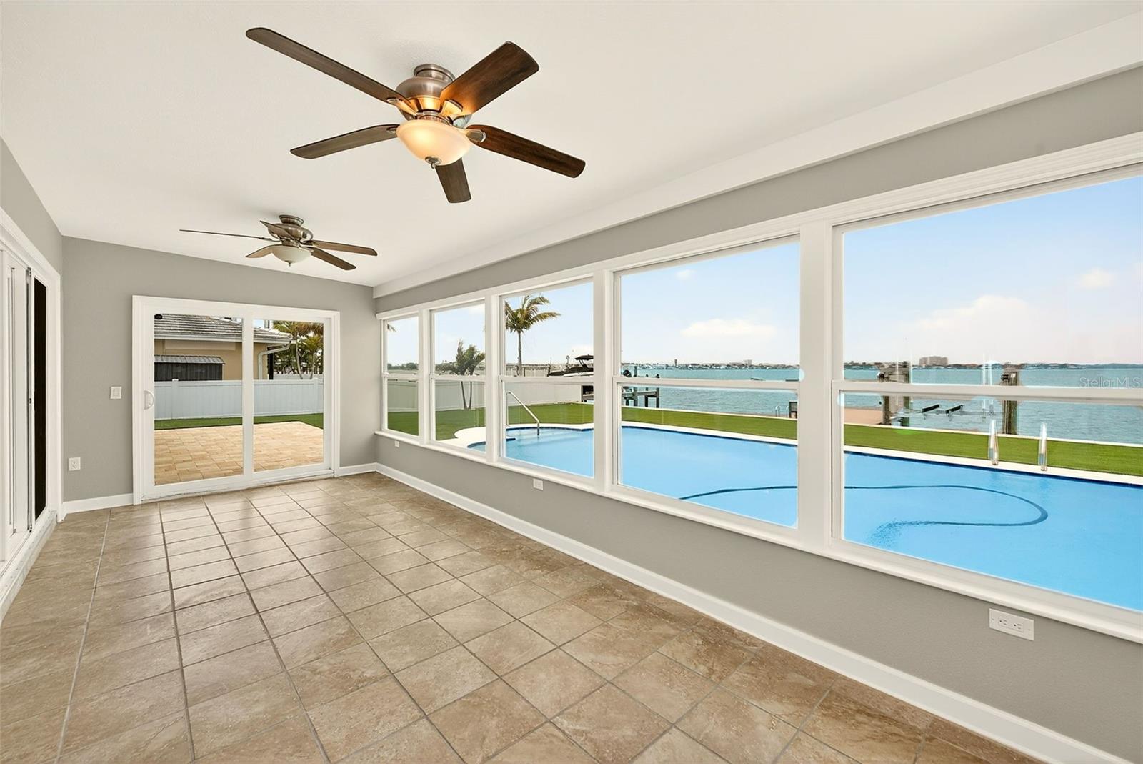 Image 30 of 49 For 5434 Oakhurst Drive