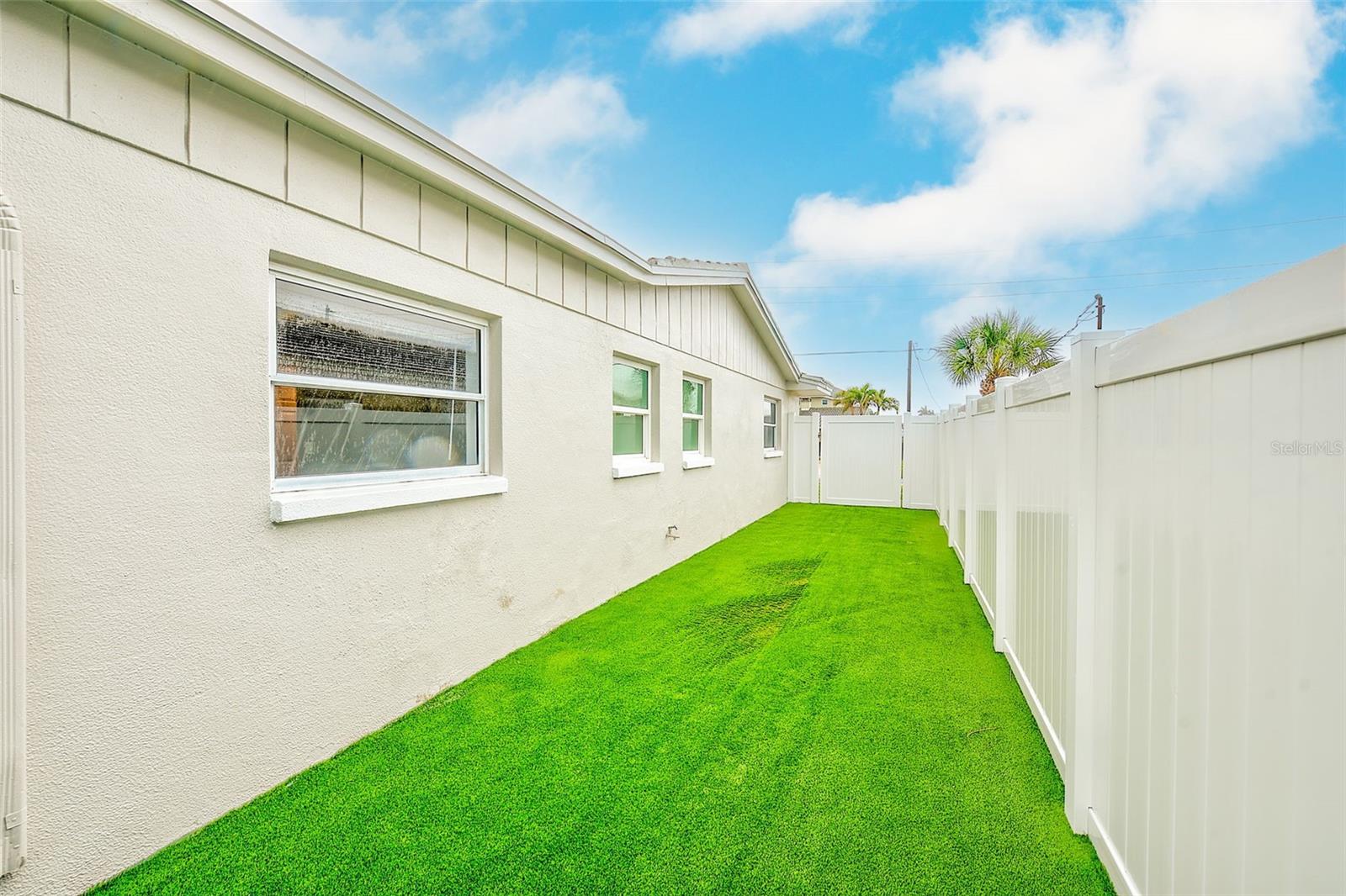 Image 43 of 49 For 5434 Oakhurst Drive