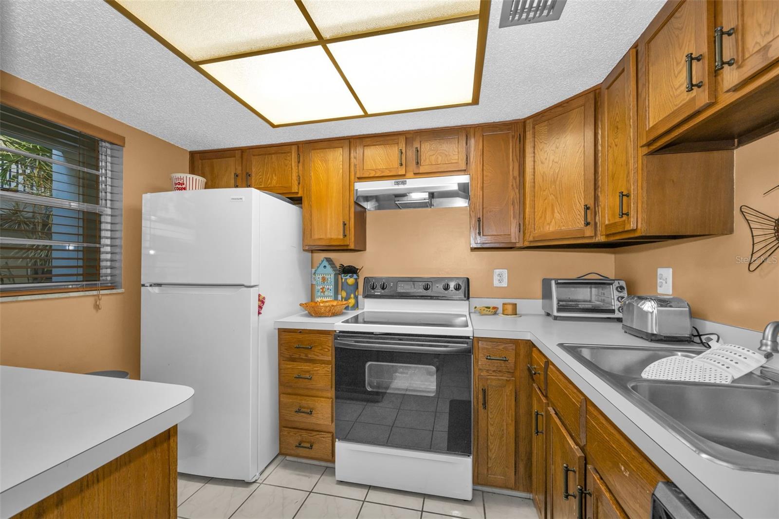 Image 12 of 48 For 2700 Bayshore Boulevard 6107