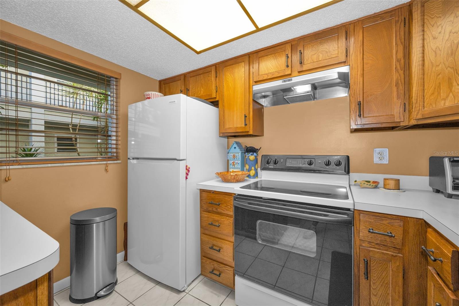 Image 13 of 48 For 2700 Bayshore Boulevard 6107