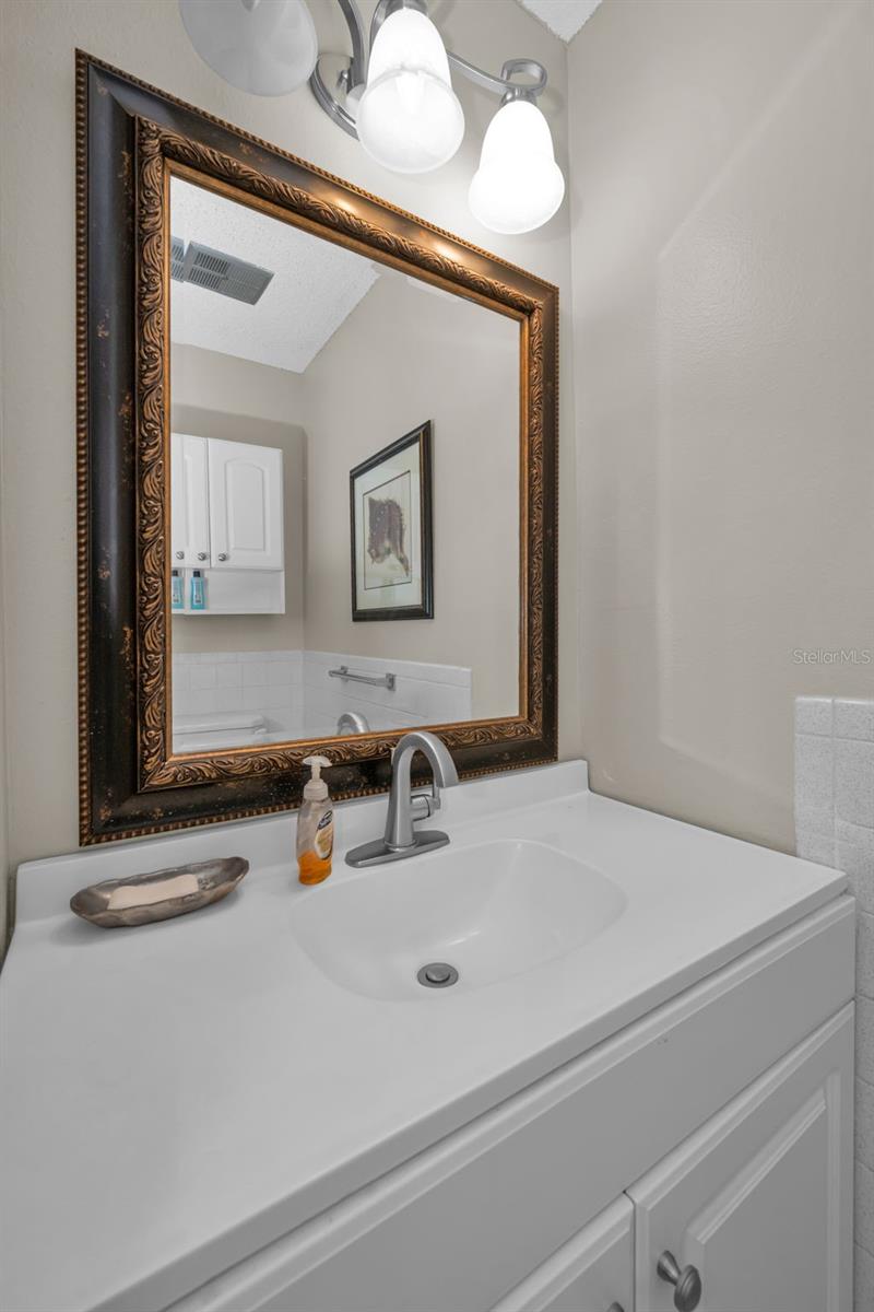 Image 21 of 48 For 2700 Bayshore Boulevard 6107