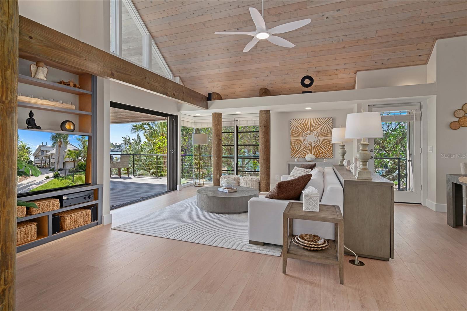 Image 12 of 89 For 151 Punta Vista Drive